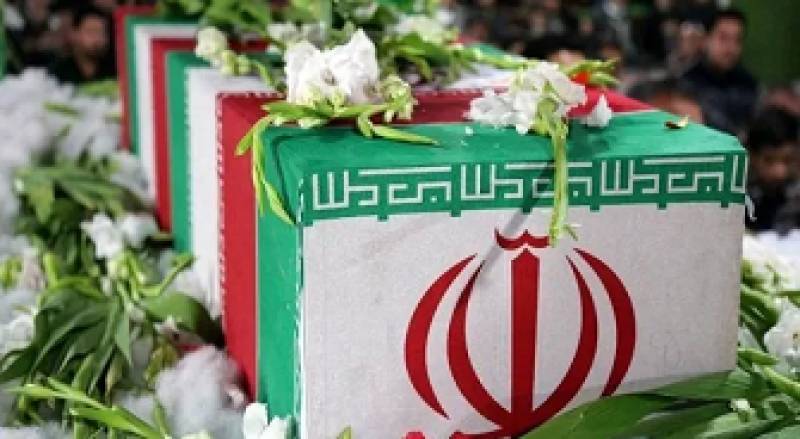 از فساد دوری کنید و در مقابل دشمن ضعف نشان ندهید 